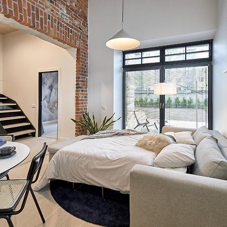 High Ceiling Loft With Its Own Backyard And A Terrace Appartement Tallinn Buitenkant foto