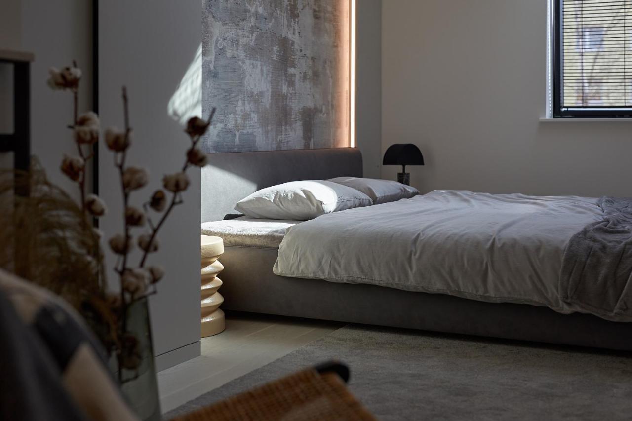 High Ceiling Loft With Its Own Backyard And A Terrace Appartement Tallinn Buitenkant foto